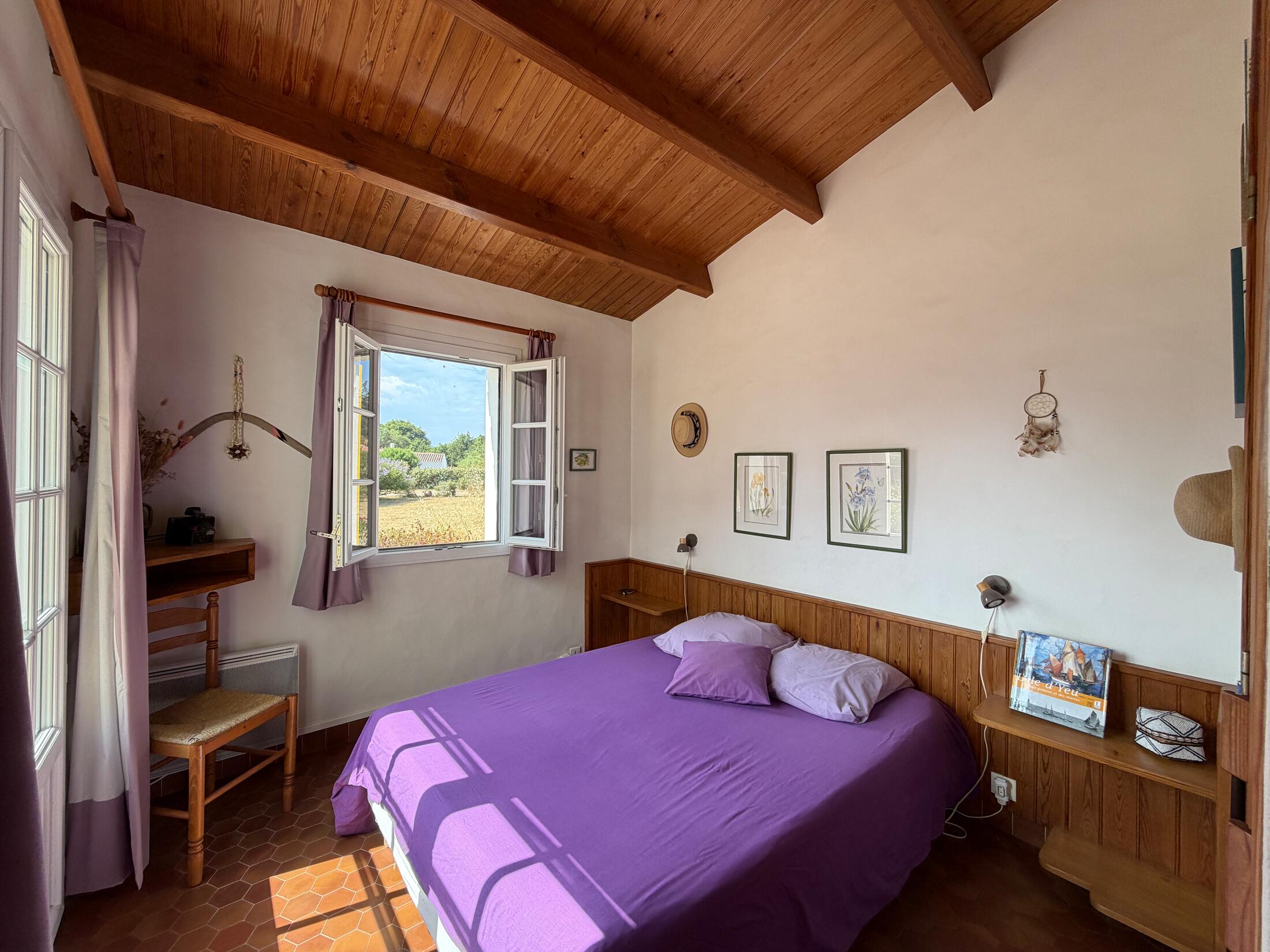 Schlafzimmer 3 mit Zugang zur großen Terrasse